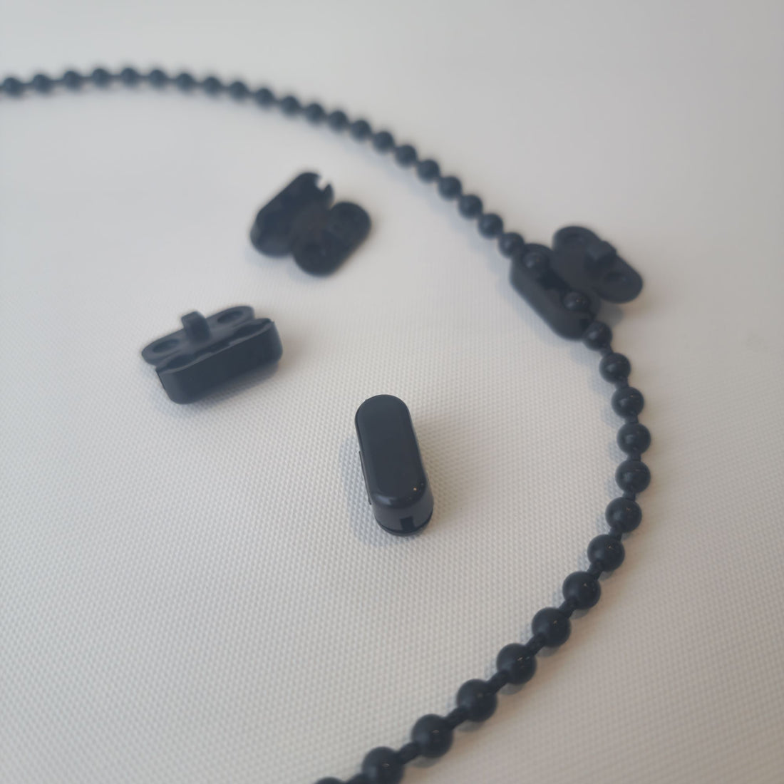 Roller Blind chain joiners - pack of 10 - black