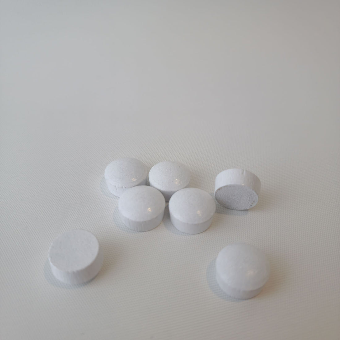 Venetian Blind wooden buttons - set of 10 - white