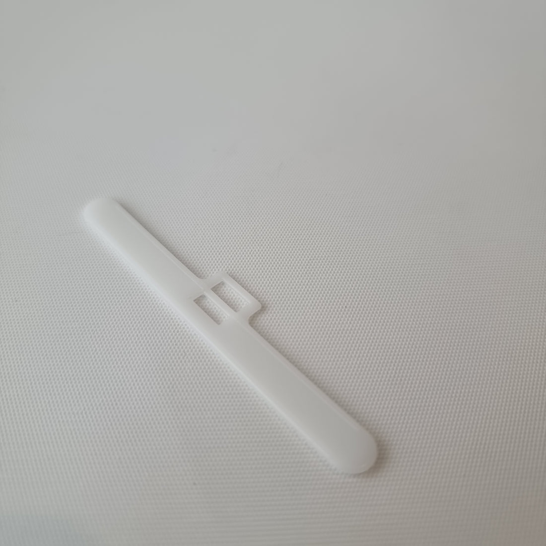 Vertical blind Slat hangers 89mm